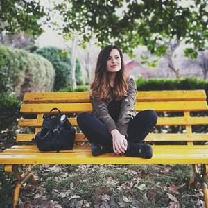 Meet your Posher, Raluca